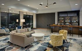 Courtyard By Marriott Little Rock Downtown